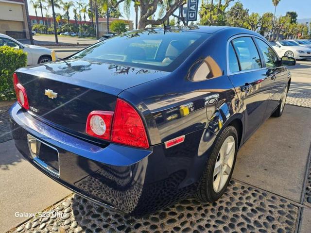 Photo of 2010 Imperial Blue Metallic Chevrolet Malibu