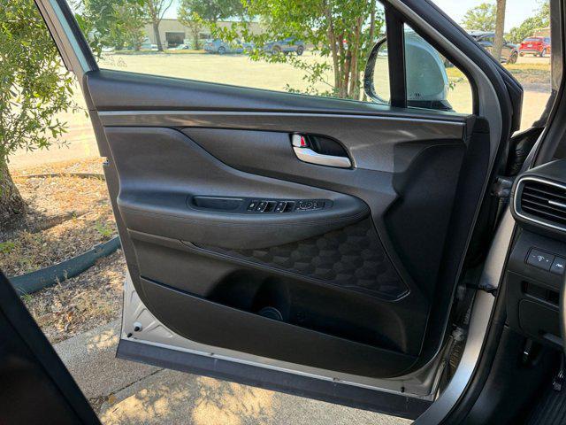 Photo of 2023 Shimmering Silver Hyundai SANTA FE