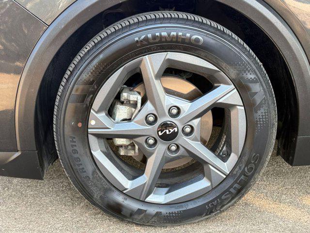 Photo of 2025 Interstellar Gray Kia K4