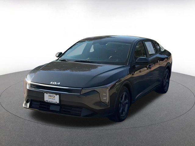 Photo of 2025 Interstellar Gray Kia K4