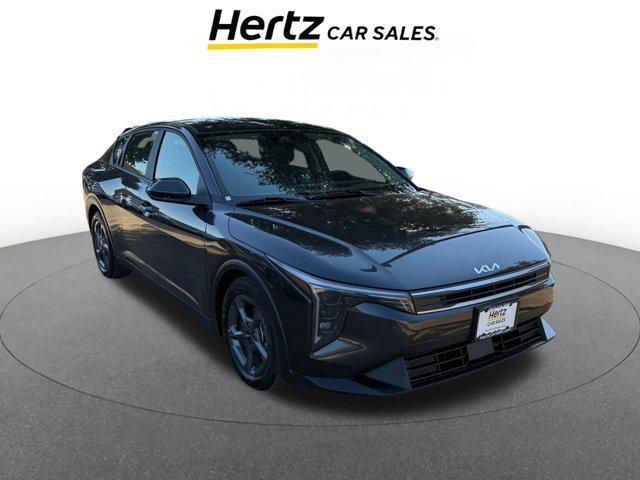 Photo of 2025 Interstellar Gray Kia K4