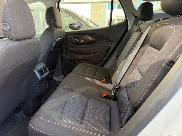 Photo of 2024 Summit White GMC Terrain