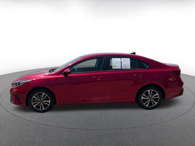 Photo of 2024 Currant Red Kia Forte