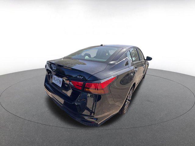 Photo of 2024 Super Black Nissan Altima