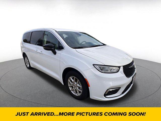 2024 Chrysler Pacifica