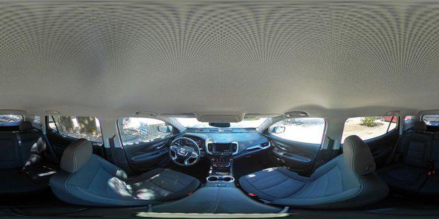 Photo of 2024 Summit White GMC Terrain