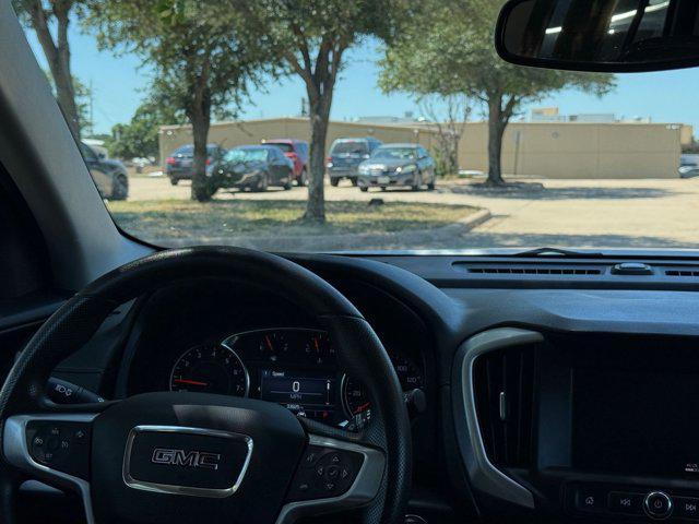 Photo of 2024 Summit White GMC Terrain