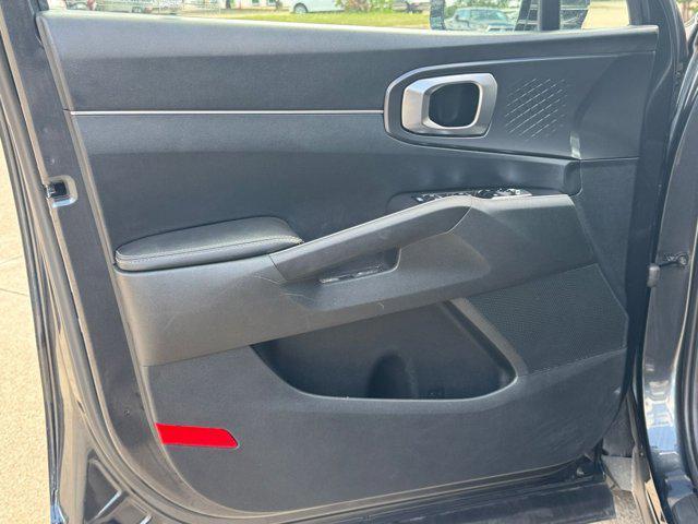 Photo of 2024 Gravity Grey Kia Sorento