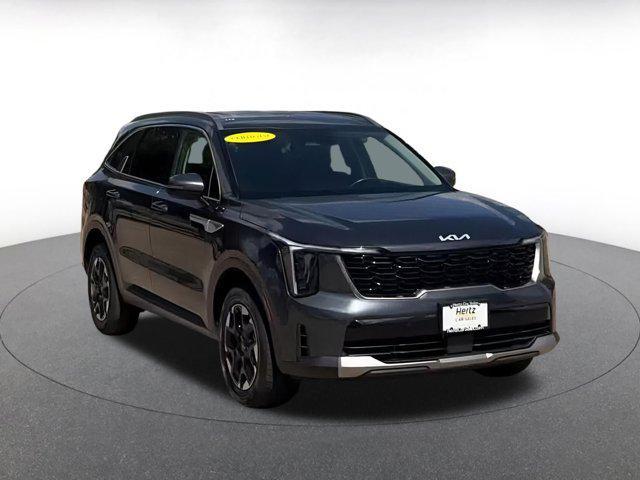 Photo of 2024 Gravity Grey Kia Sorento