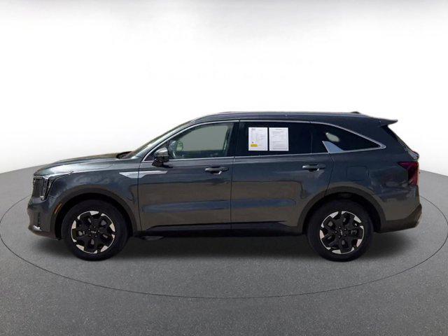 Photo of 2024 Gravity Grey Kia Sorento