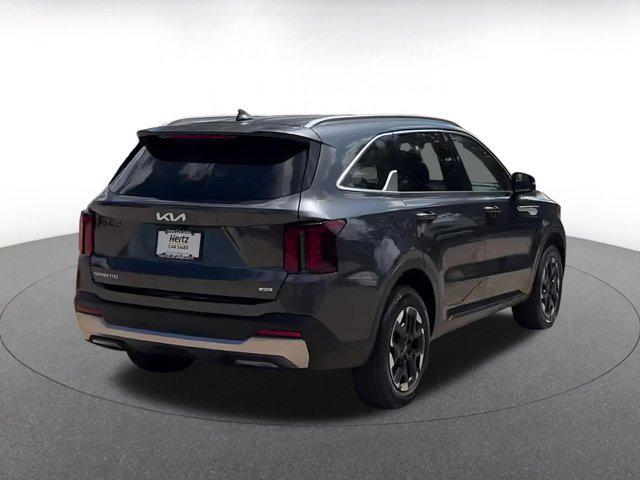 Photo of 2024 Gravity Grey Kia Sorento