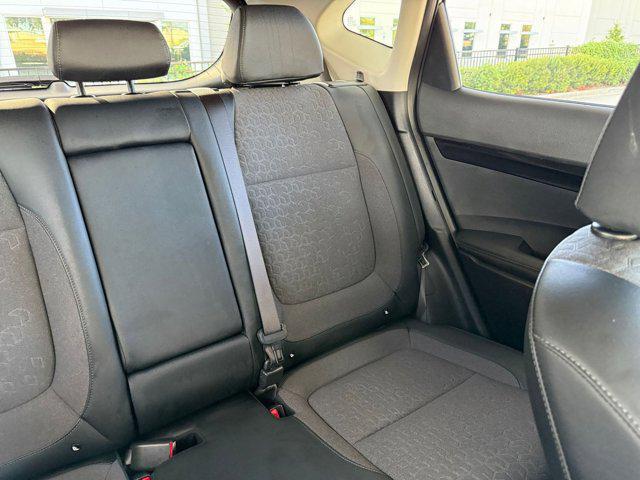 Photo of 2025 Steel Gray Kia Seltos