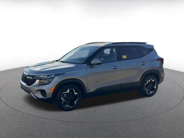 Photo of 2025 Steel Gray Kia Seltos