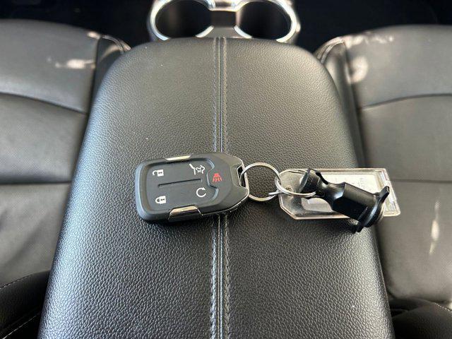 Photo of 2024 Summit White GMC Terrain