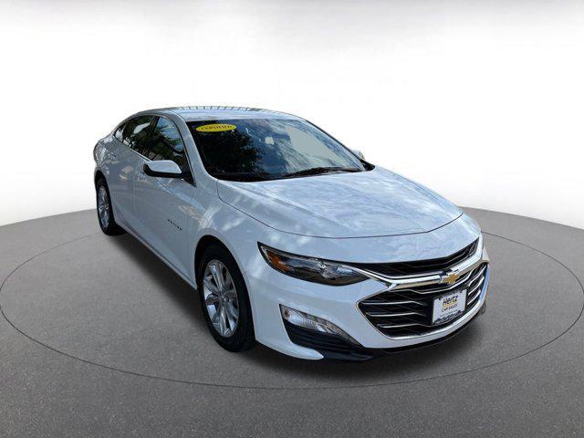 Photo of 2023 Summit White Chevrolet Malibu