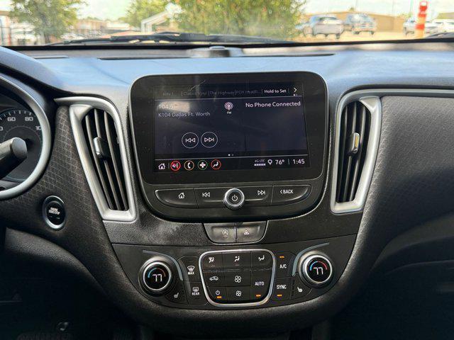 Photo of 2023 Summit White Chevrolet Malibu
