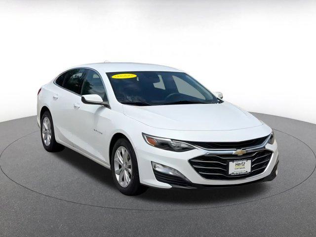 Photo of 2023 Summit White Chevrolet Malibu