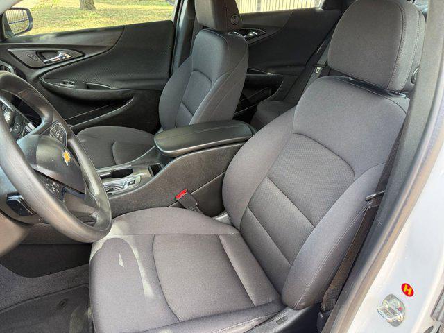 Photo of 2023 Summit White Chevrolet Malibu