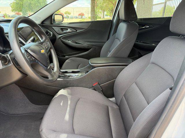 Photo of 2023 Summit White Chevrolet Malibu