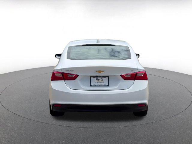 Photo of 2023 Summit White Chevrolet Malibu