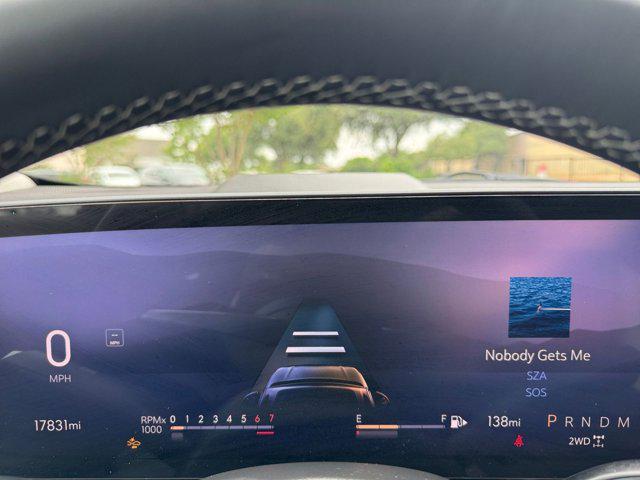 Photo of 2024 Summit White Buick Envision