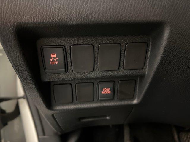 Photo of 2015 Pearl Nissan Pathfinder