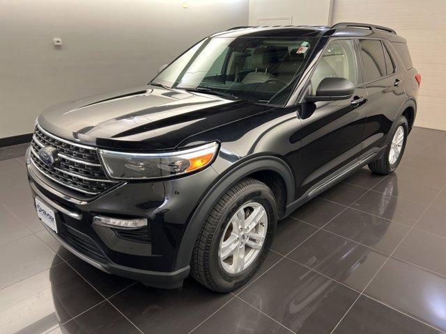 Photo of 2023 Black Metallic Ford Explorer