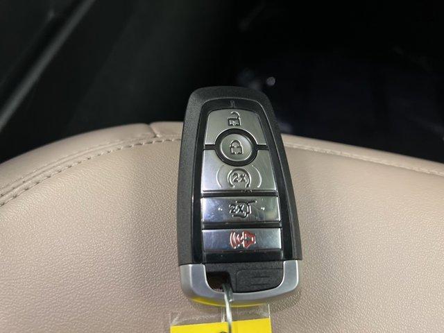 Photo of 2023 Black Metallic Ford Explorer