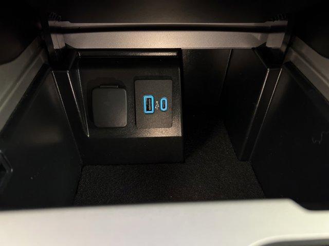 Photo of 2023 Black Metallic Ford Explorer