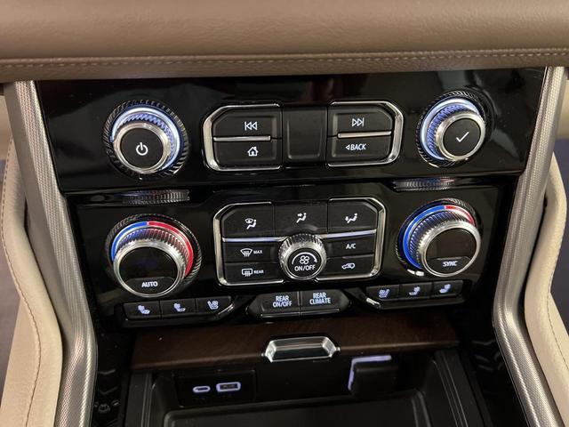 Photo of 2021 Hunter Metallic GMC Yukon