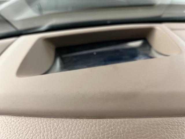 Photo of 2021 Hunter Metallic GMC Yukon
