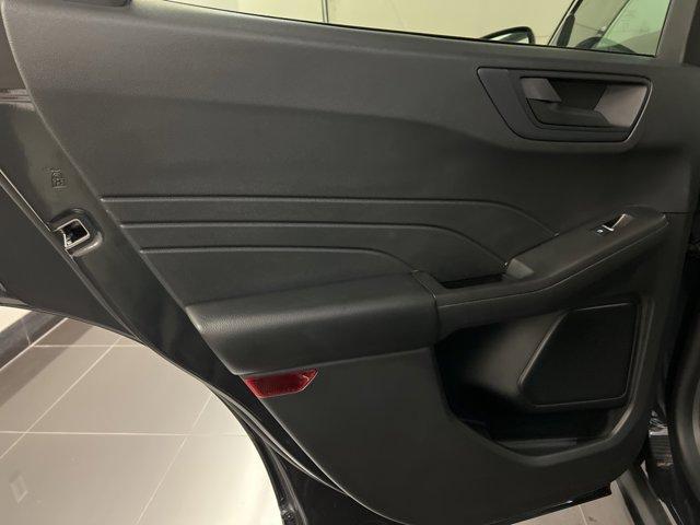 Photo of 2022 Blue Metallic Ford Escape