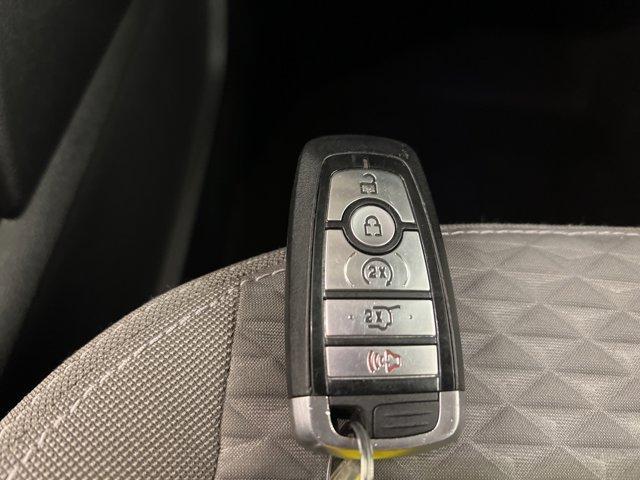 Photo of 2022 Blue Metallic Ford Escape