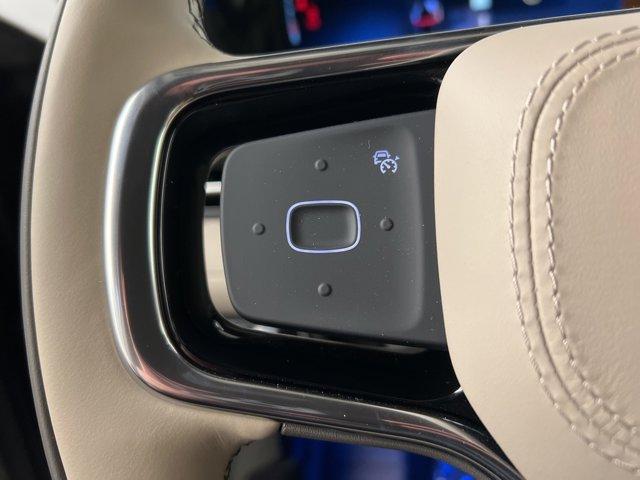 Photo of 2025 Infinite Black Metallic Lincoln Nautilus