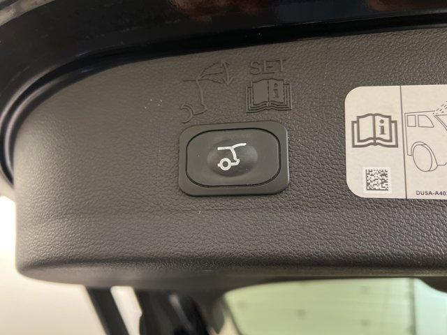 Photo of 2018 Shadow Black Ford Escape