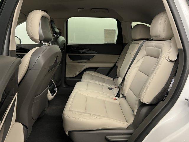 Photo of 2025 White Platinum Clearcoat Metallic Lincoln Nautilus