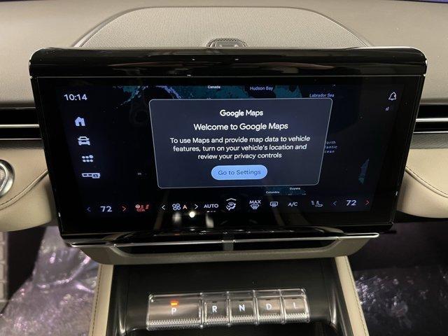 Photo of 2025 White Platinum Clearcoat Metallic Lincoln Nautilus