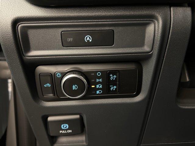 Photo of 2025 Oxford White Ford F-150