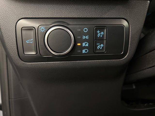 Photo of 2024 Oxford White Ford Escape