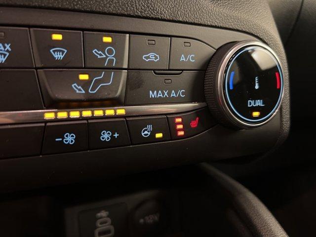 Photo of 2024 Oxford White Ford Escape