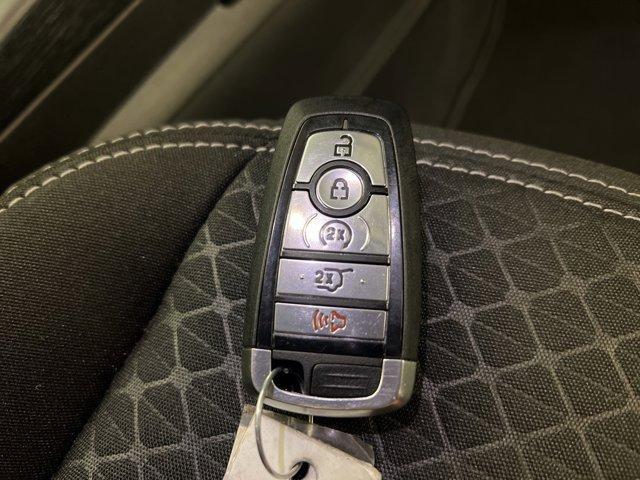 Photo of 2024 Oxford White Ford Escape