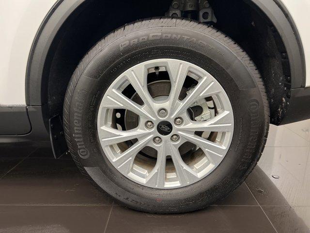 Photo of 2024 Oxford White Ford Escape