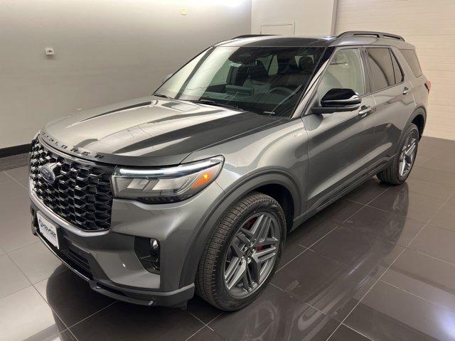 Photo of 2025 Carbonized Gray Metallic Ford Explorer