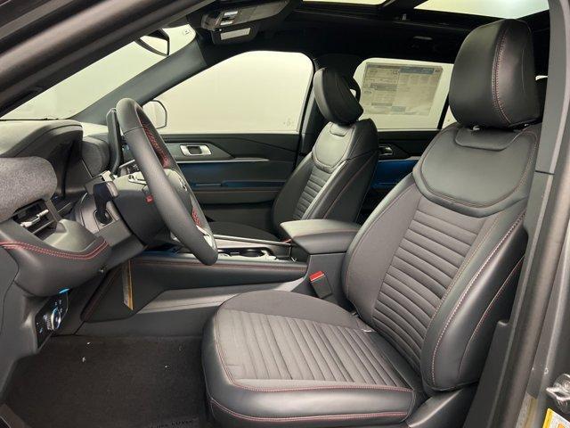 Photo of 2025 Carbonized Gray Metallic Ford Explorer