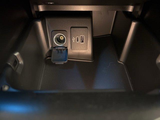 Photo of 2025 Carbonized Gray Metallic Ford Explorer