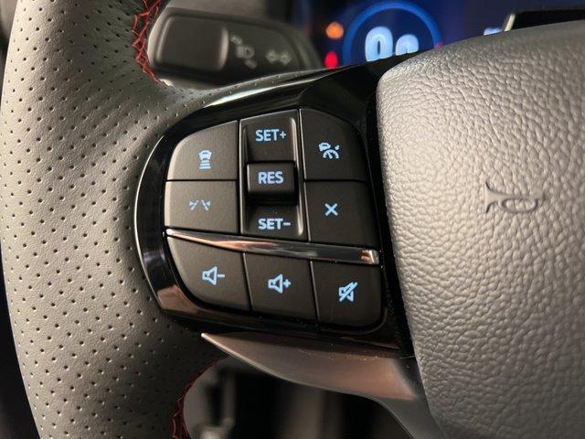 Photo of 2025 Carbonized Gray Metallic Ford Explorer