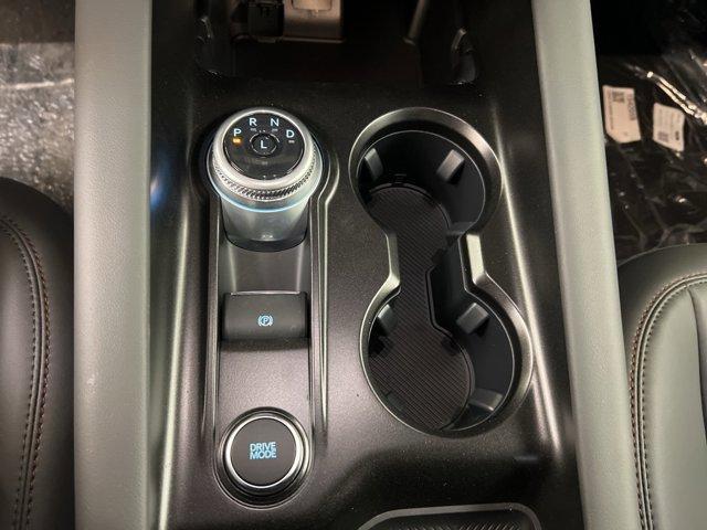 Photo of 2025 Star White Ford Explorer