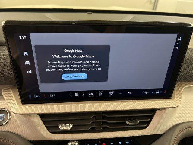 Photo of 2025 Star White Ford Explorer
