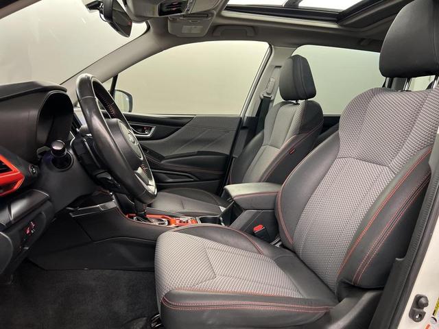 Photo of 2020 Crystal White Pearl Subaru Forester