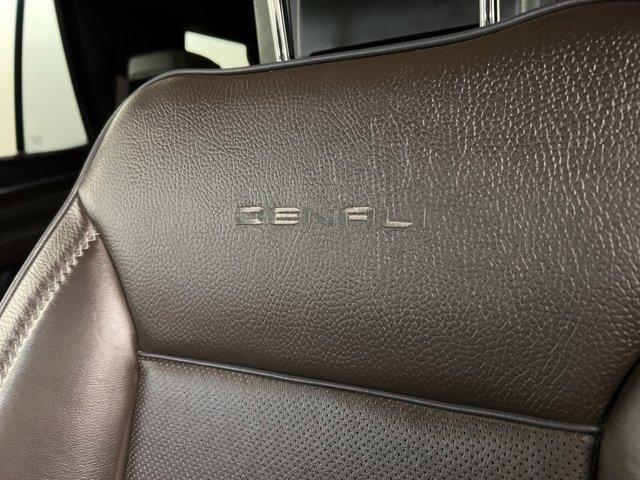 Photo of 2021 White Frost Tri-Coat GMC Yukon